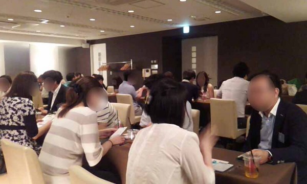 7月26日 木 新宿会場大人のための素敵な婚活tiara Event 30代40代marriage 華やいだ時間を演出 パーティーレポート 婚活パーティーやお見合いパーティーのホワイトキー